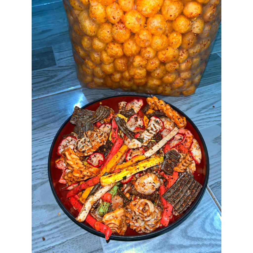 

kerupuk seblak campur mix 250Gram/kerupuk pedas,gurih