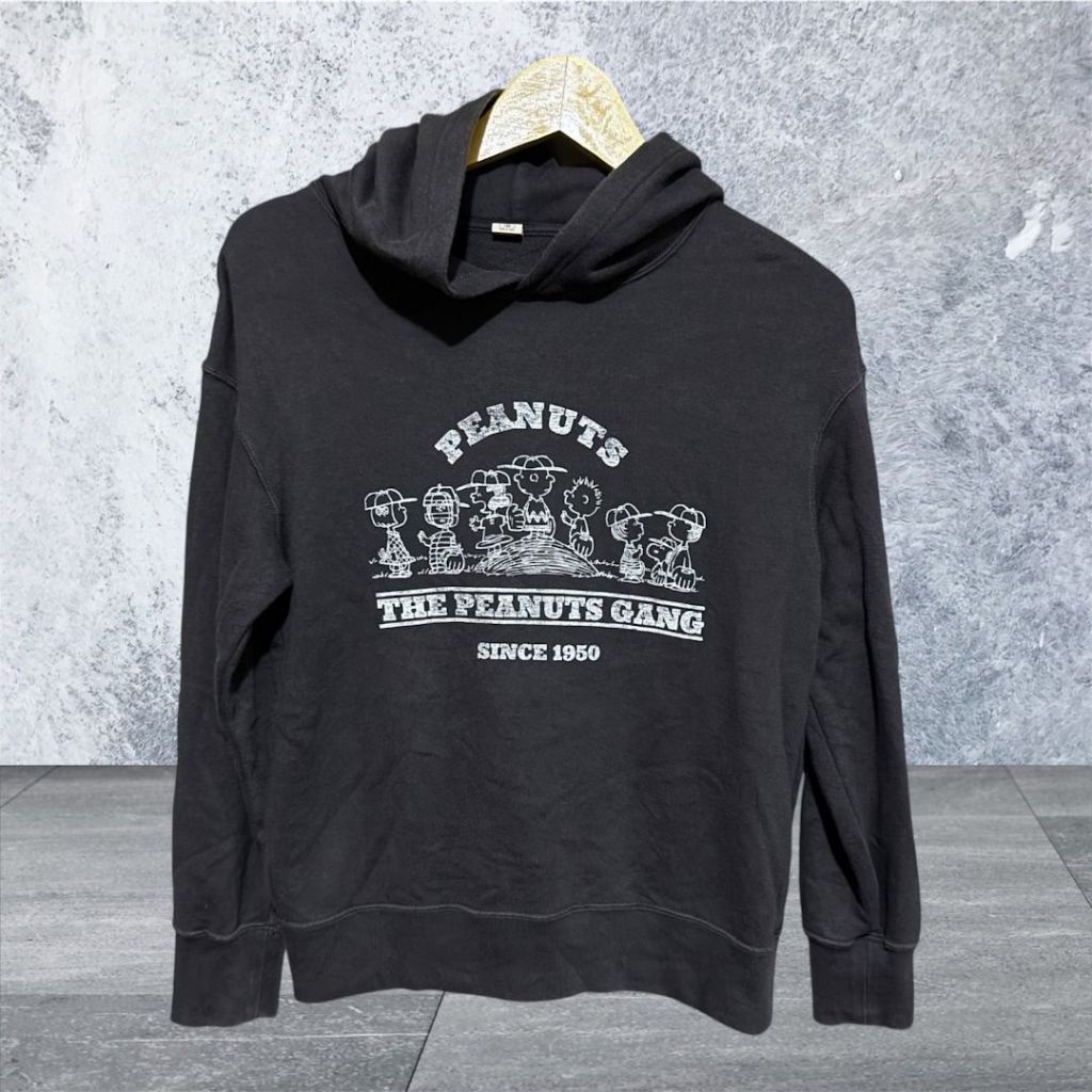 UNIQLO x PEANUTS Charlie Brown's Hoodie crop