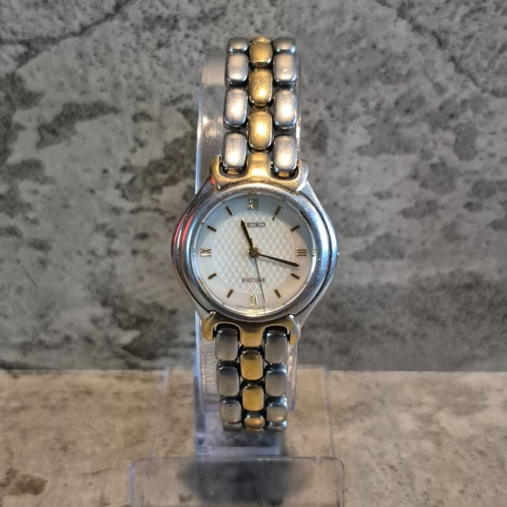 SEIKO EXCELLINE QUARTZ VINTAGE WATCH SECOND