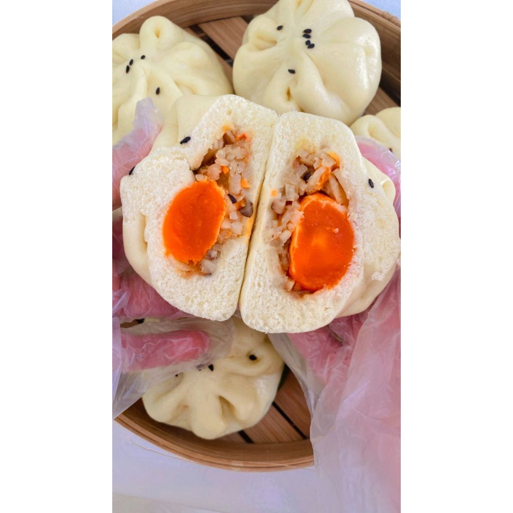 

BAKPAO JADUL SAYUR DAN UNTI KELAPA ALAS DAUN PISANG FRESH HOMEMADE FRESH – HALAL, TANPA PENGAWET & PEMUTIH