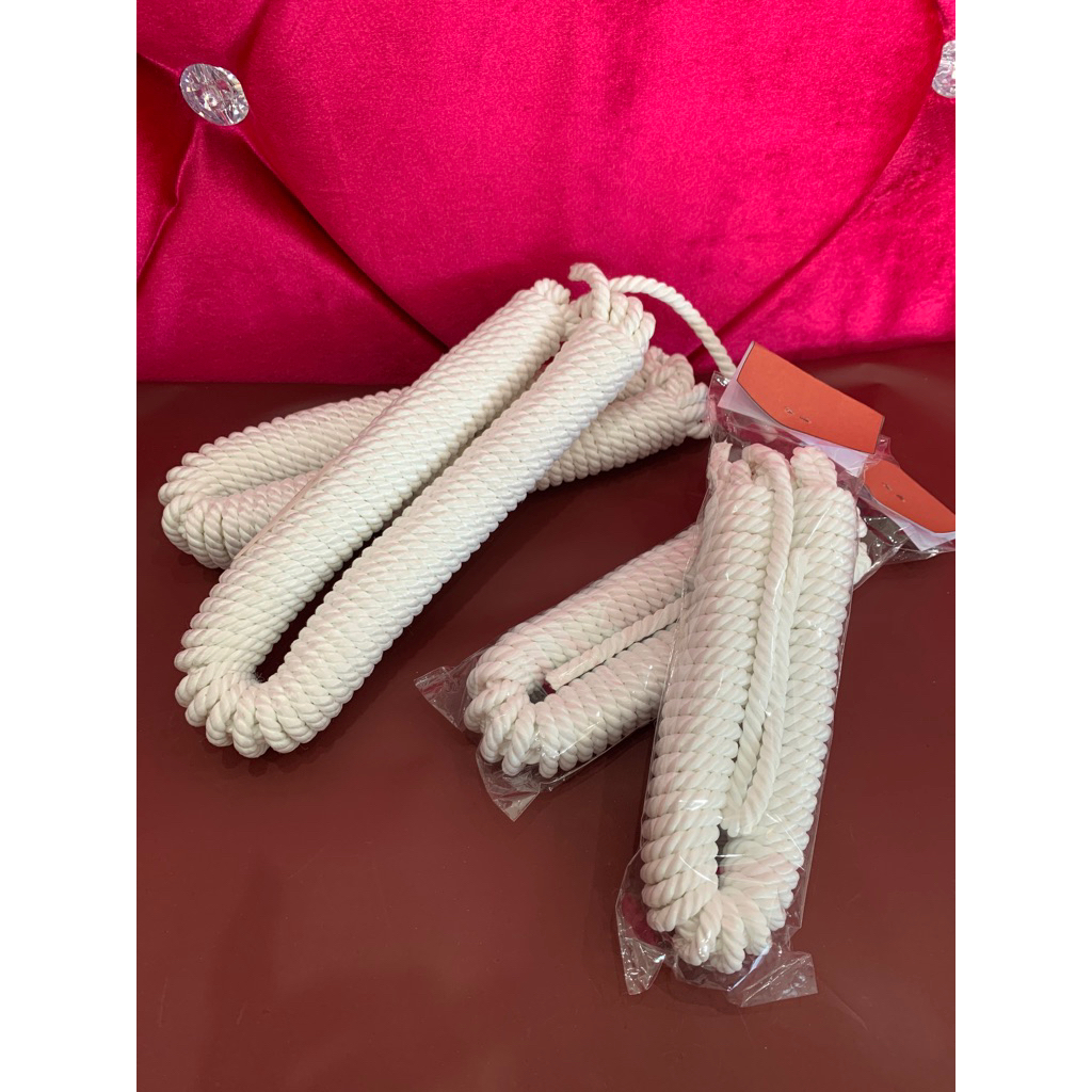 

TALI KOOR PRAMUKA 5M dan 10M