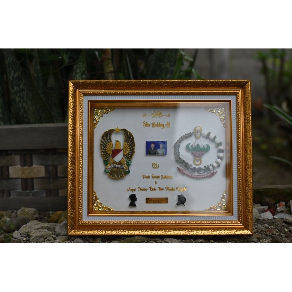 Simbolis Mahar Lambang TNI AD dan Persit