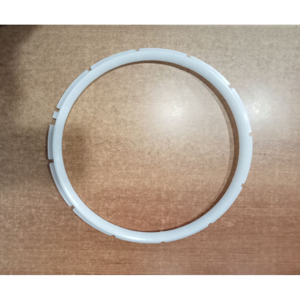 Grill  Akrilik Tempat Lampu LED Variasi Speaker 12 inch Putih