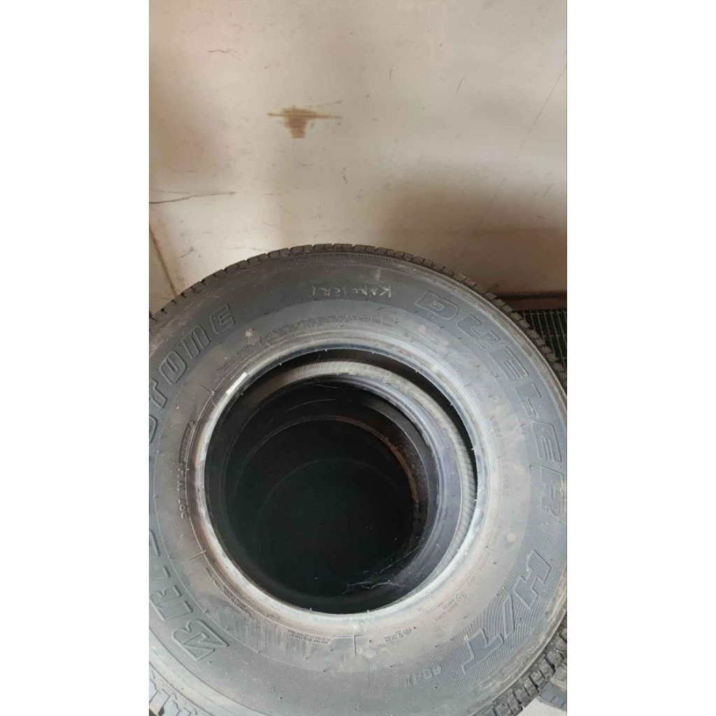 BRIDGESTONE DUELER H/T 265/70/R16