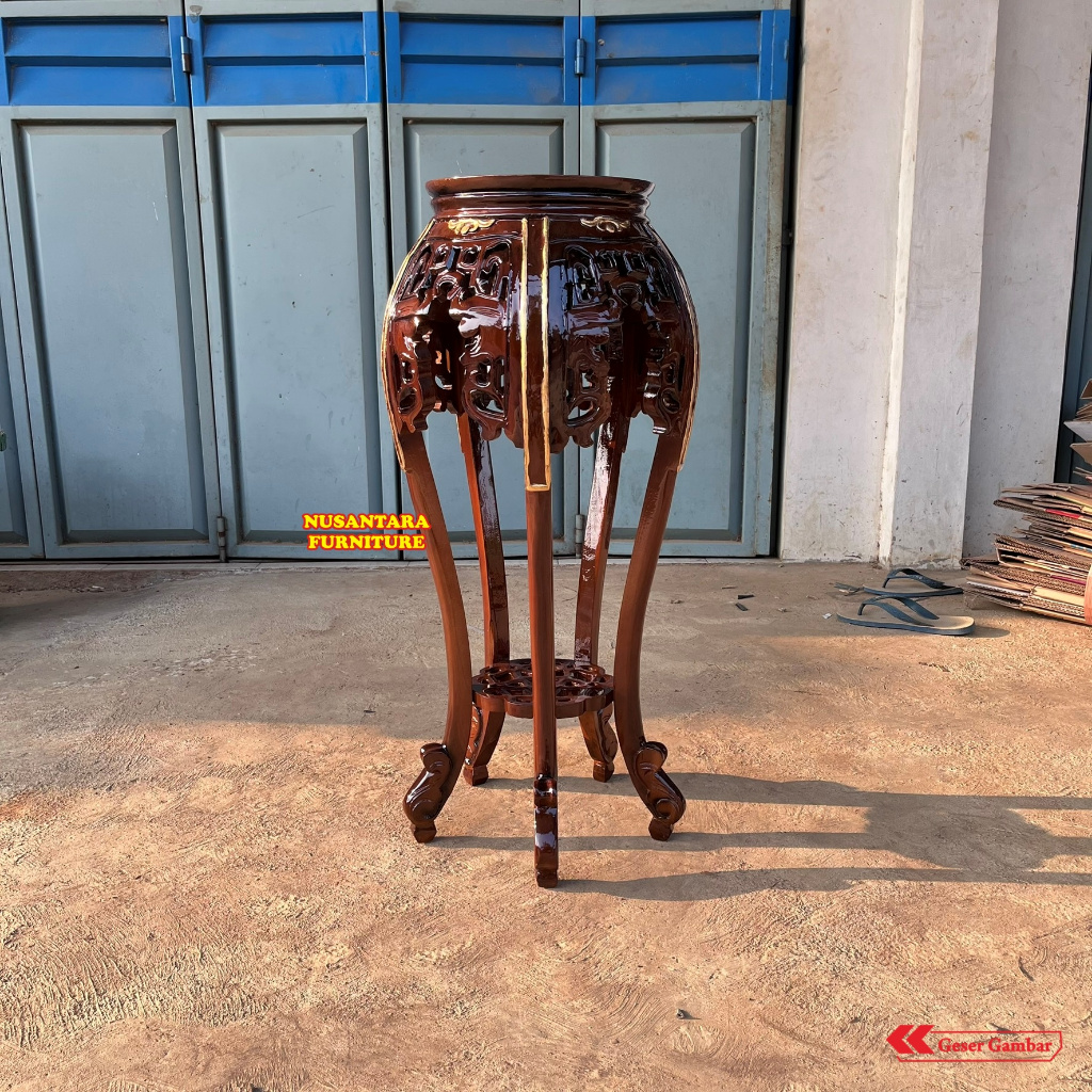 Meja Nakas Bulat vintage Nakas Ukir Bulat Kayu Jati Warna Reques Meja Hias Jati Jepara