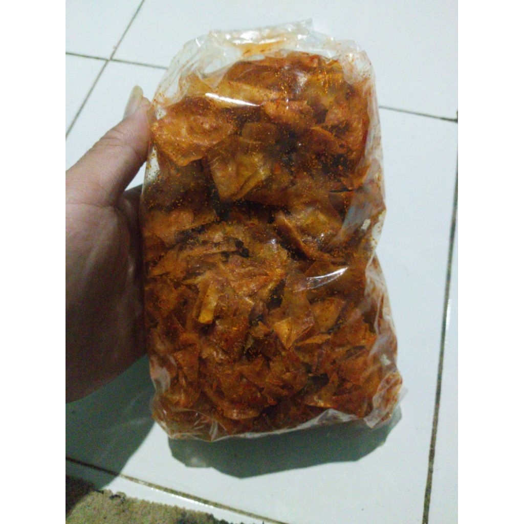 

kripset, keripik setan kemasan 250 gr pedas gurih mantap