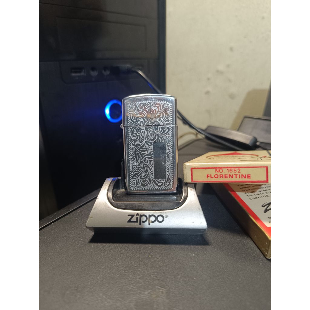 Zippo Slim Venetian 1978 NOS