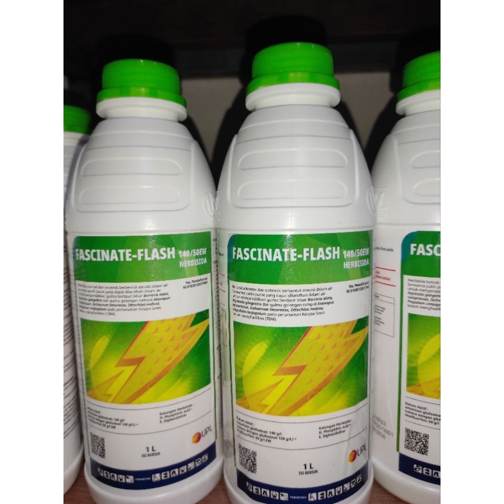 FASCINATE-FLASH herbisida dengan 2 bahan aktif : amonium glufosinat dan oksifluorfen 140/50ew