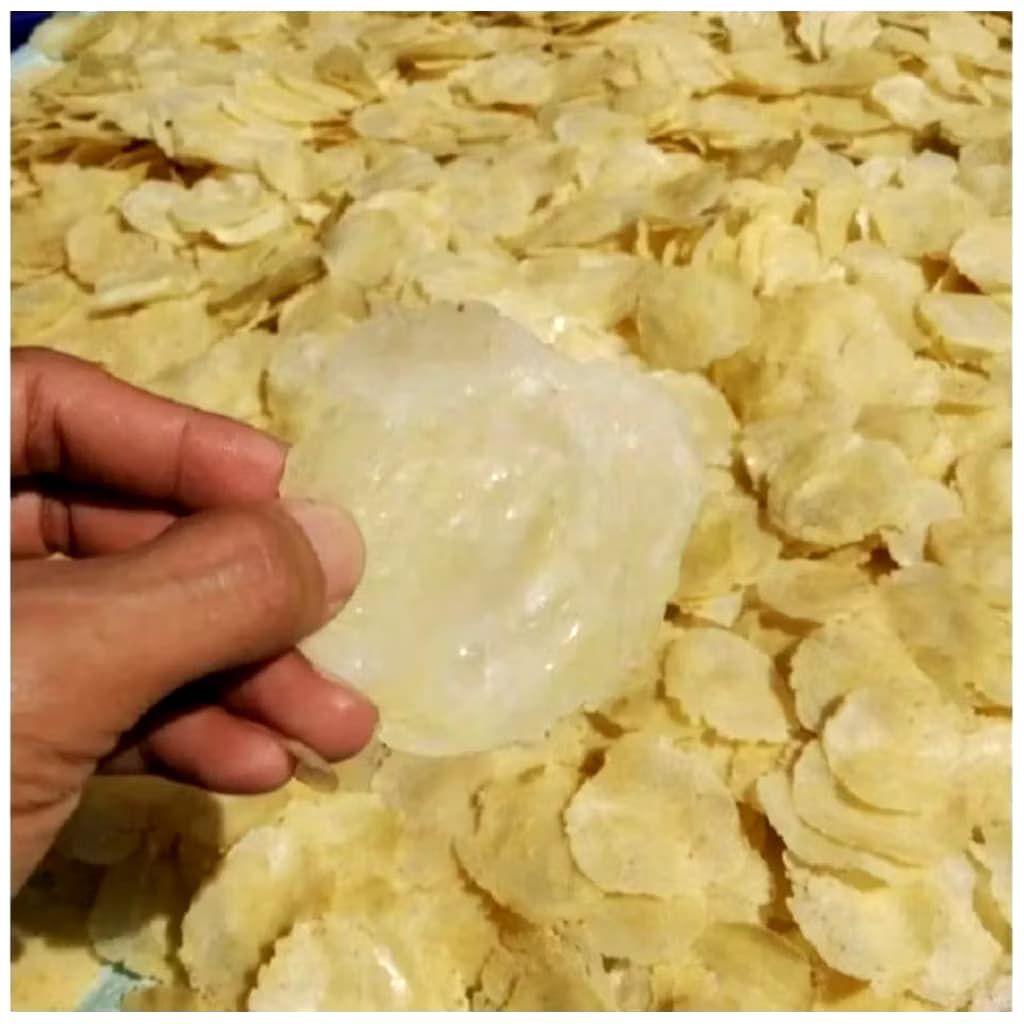 

Emping melinjo mentah