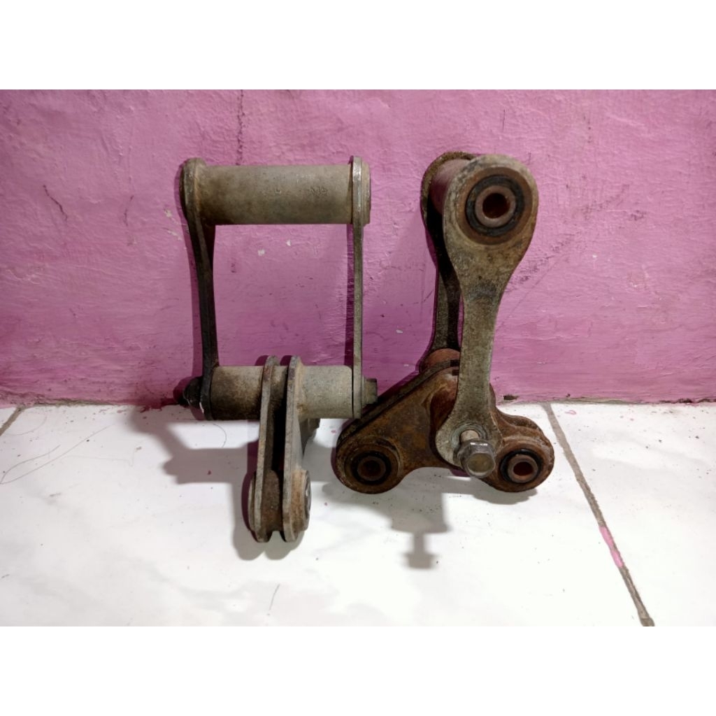 proling atau ayunan shock belakang ORI copotan Honda CB150R old