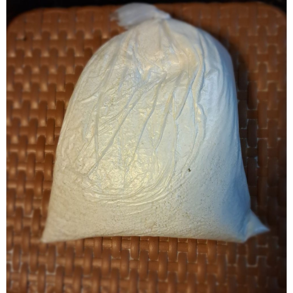 

Tepung Shihlin/Tapioka Shihlin/Aci Kasar Kampung/Aci Kampung