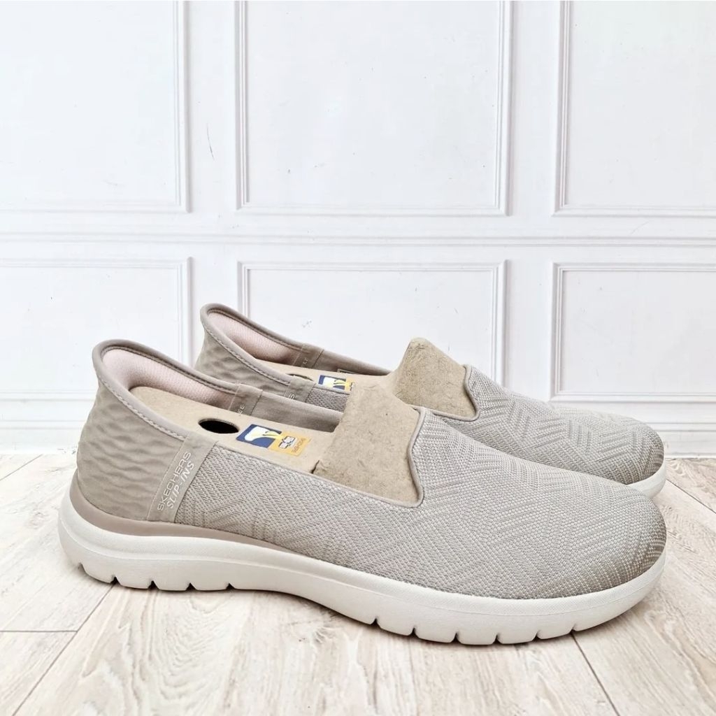 Sepatu Flat Shoes SKECHERS Cleo Crave (READY Size 40)