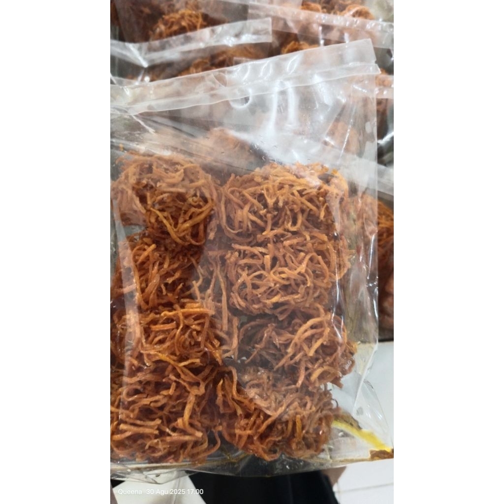 

Cemilan jadul Ubi Gremes gula jawa