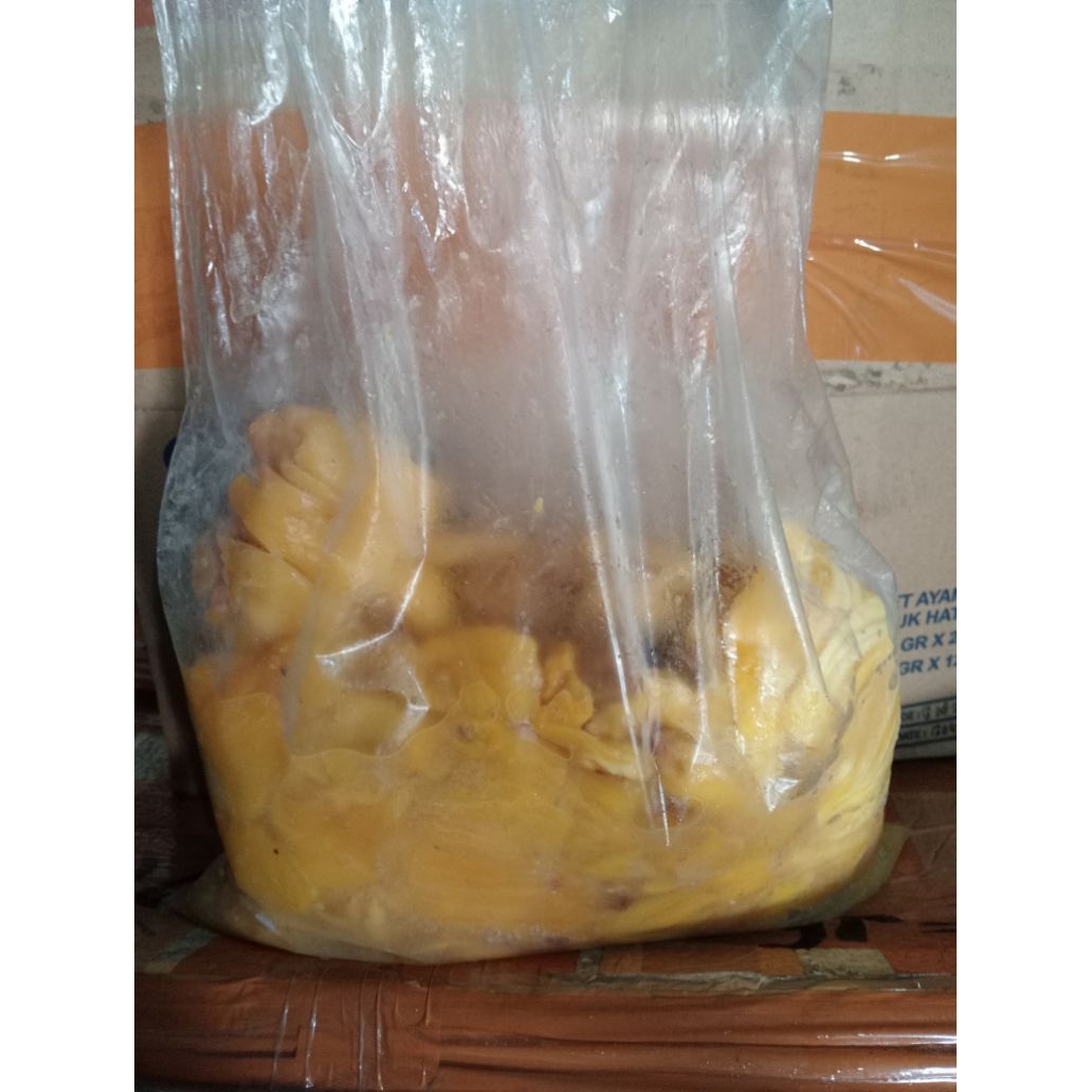 

Promo Nangka Reject 2,8kg hanya cair saja barang kondisi masih bagus