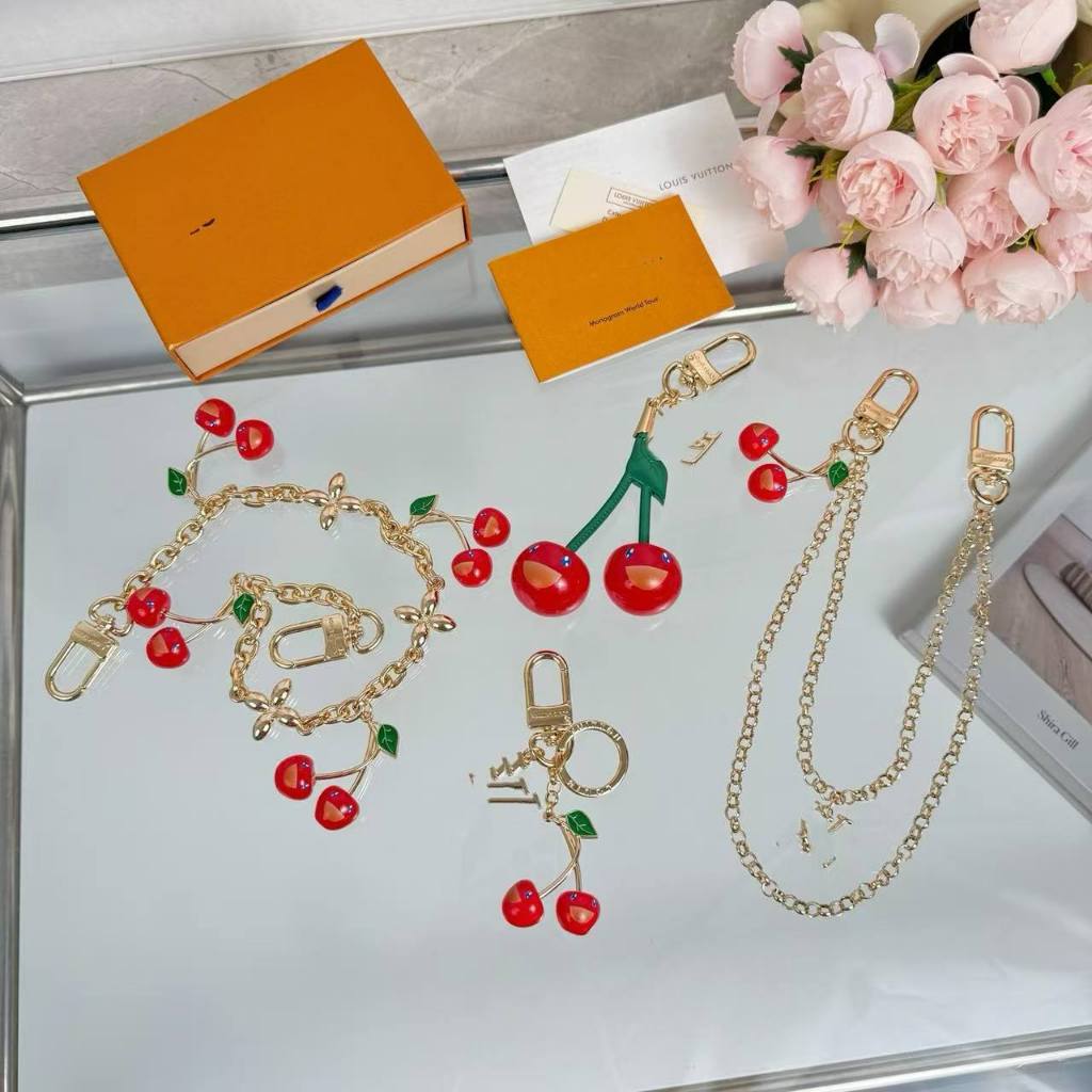2025 Co-branded by Takashi Murakami Cherry Charm Luxury tas mewah gantungan kunci bag Pendant