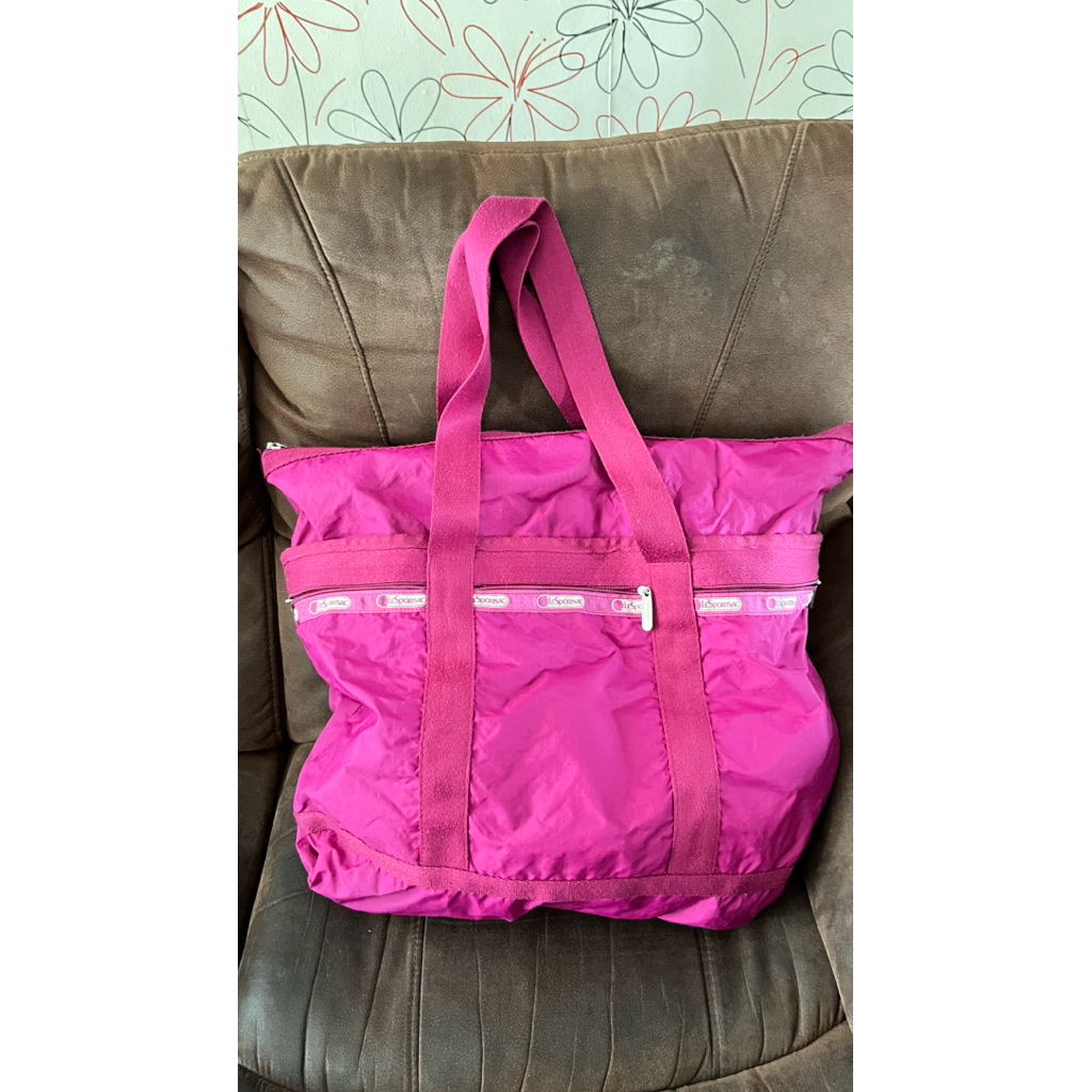 Tas Totebag Preloved Second Branded LESPORTSAC ( Size 45x 50 )