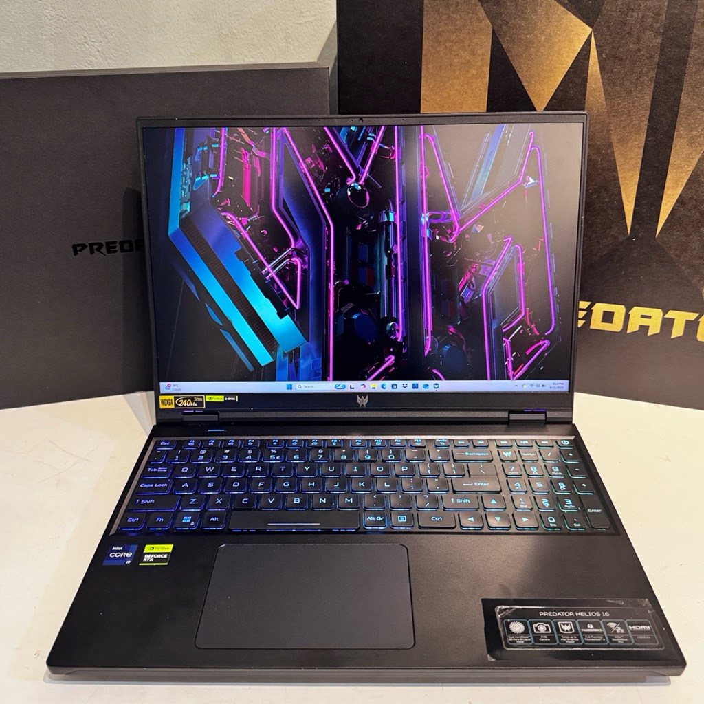 Laptop Gaming Acer Predator Helios 16 i9 13900HX RTX 4070 16GB/1TB 240Hz