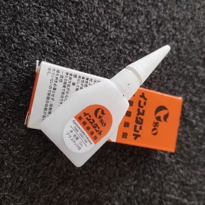 

Lem Kayu\Lem Alteco\Lem Kayu GSO\Lem instan