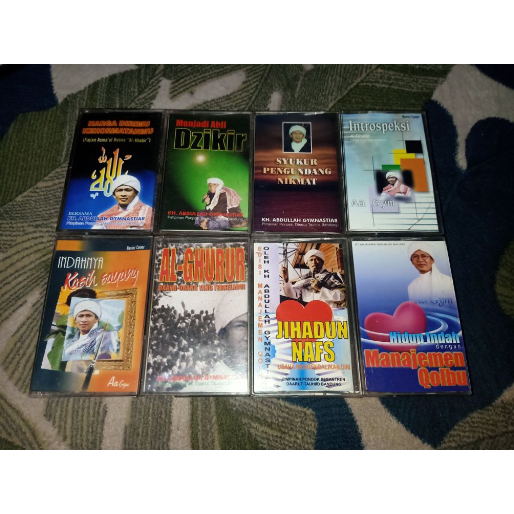 SEPAKET KASET KH ABDULLAH GYMNASTIAR