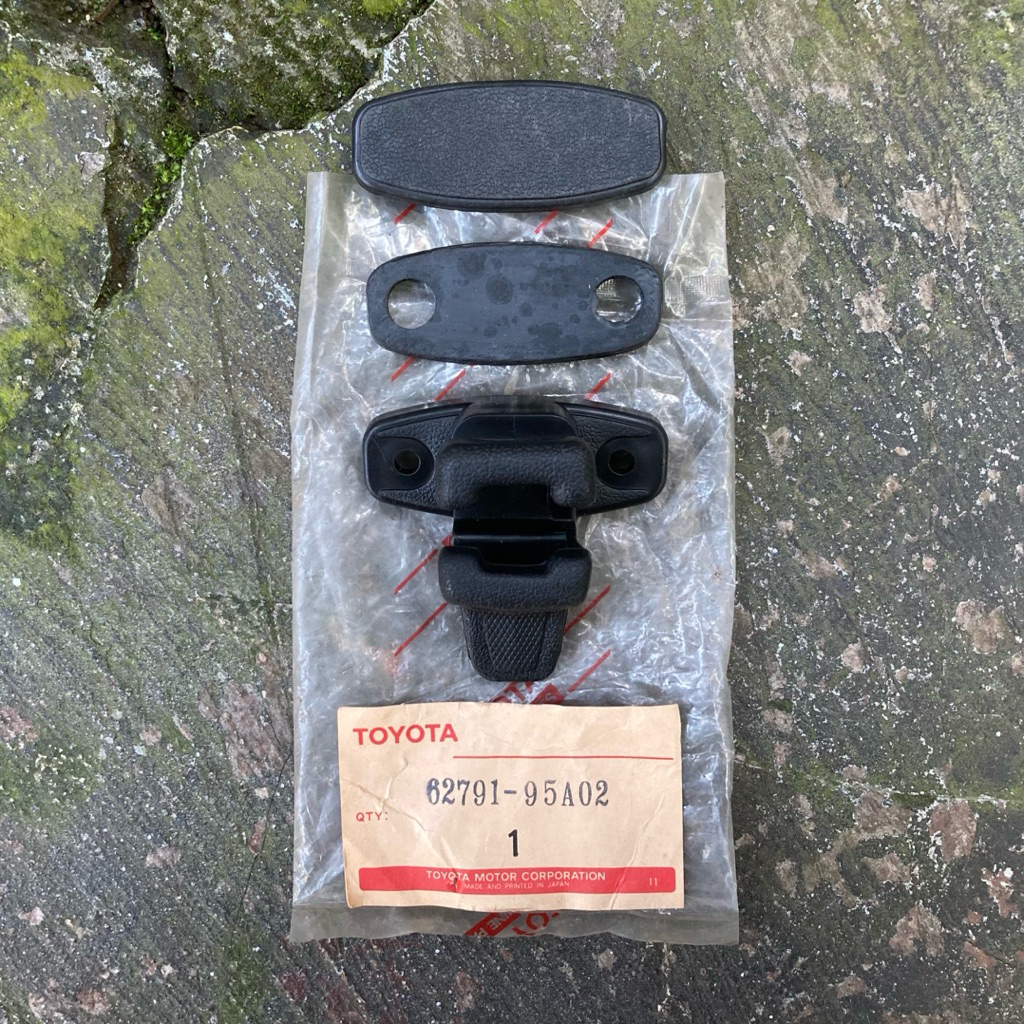 Lock Side Window No.1 Glass (For Slide Type) Kunci Kancing Kaca Angin Jendela Geser Sliding Daihatsu