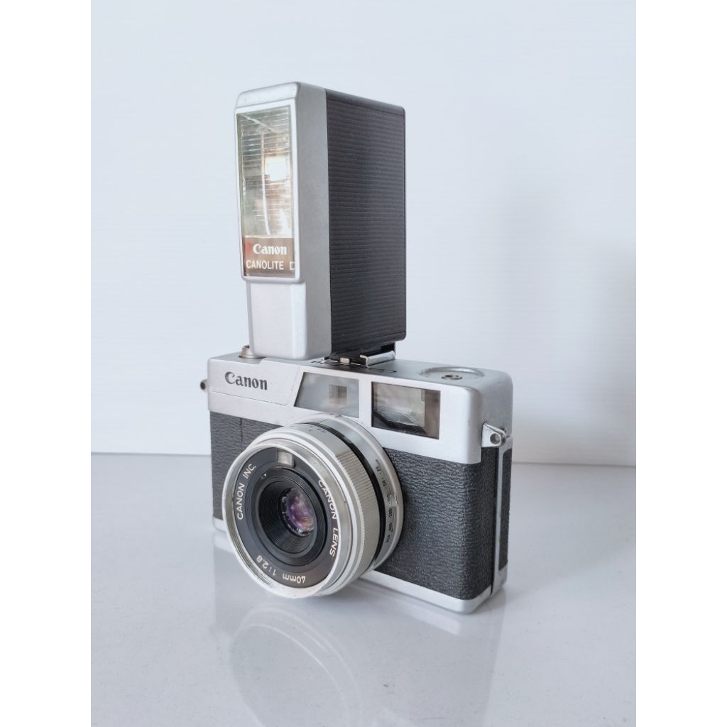 Flash camera vintage Canolite D Canon made in japan lampu blitz kamera lawas kamera analog classic S
