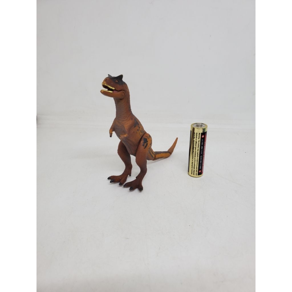 FIGUR JURASSIC WORLD ANIA CARNOTAURUS TOMY