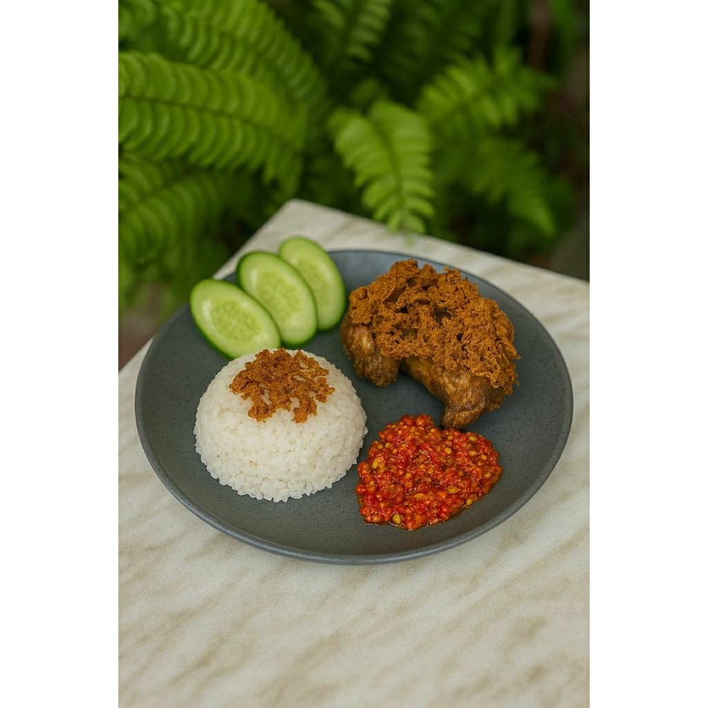 

Ayam penyet sambal original
