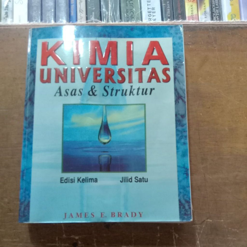 KIMIA UNIVERSITAS Asas & Struktur Edisi Kelima JAMES E BRADY