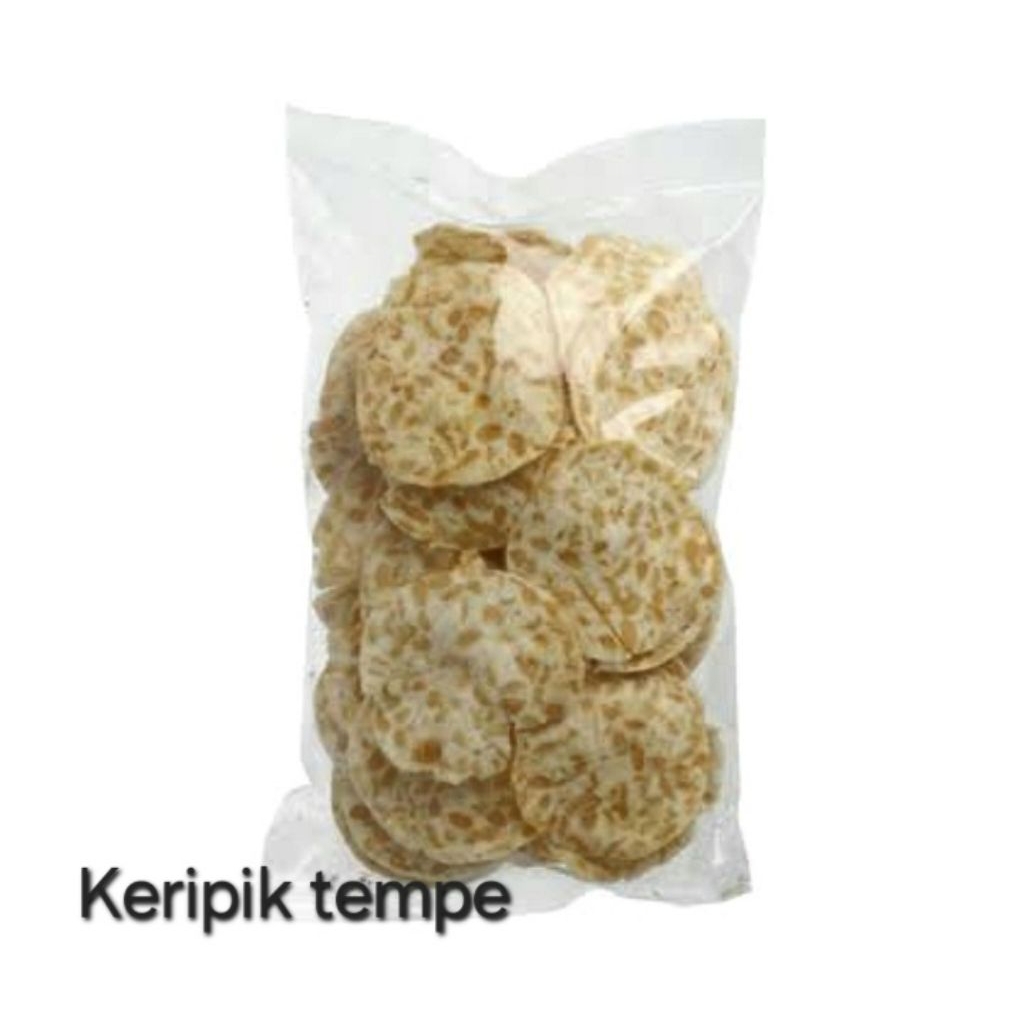 

Keripik Tempe Sagu, Kripik tempe, cemilan tradisional renyah dan enak. Kemasan 100 gram (5 ribu) dan 200 gram (10 ribu)