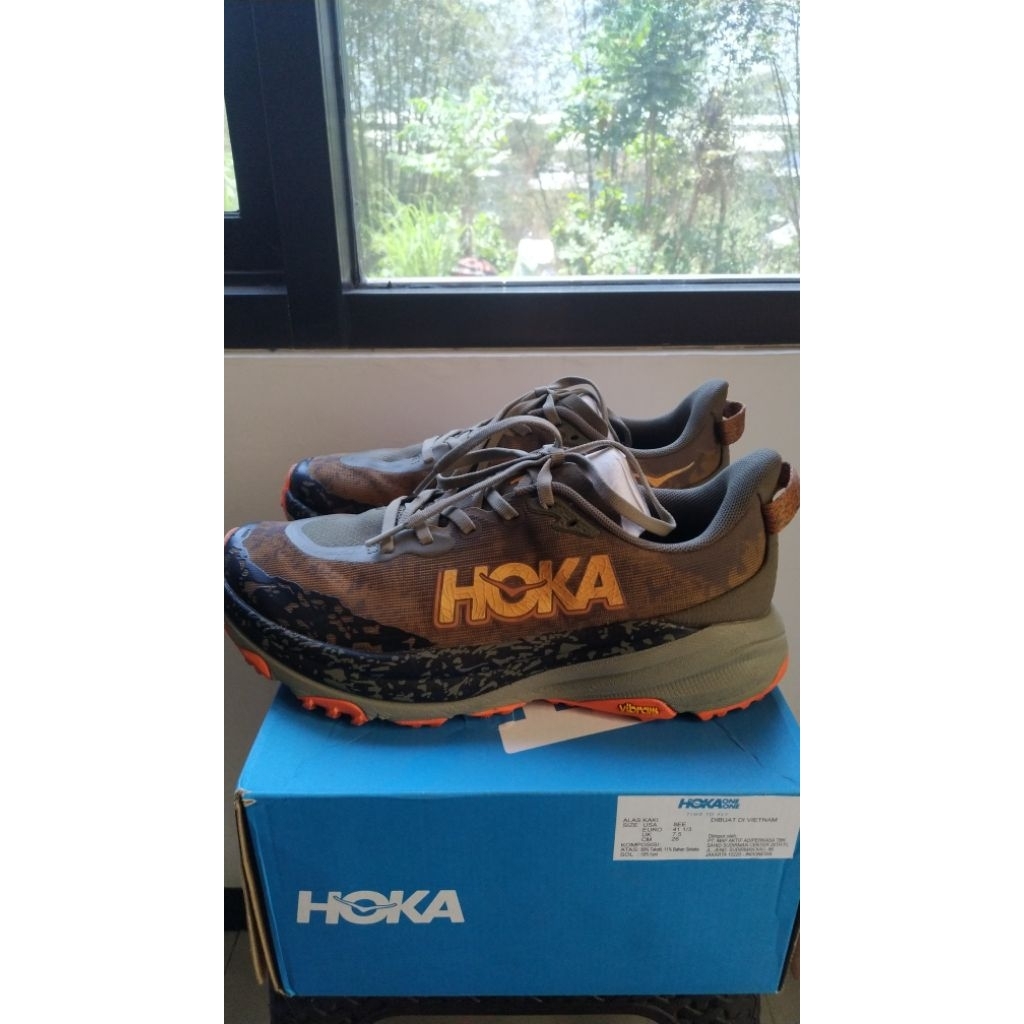 hoka speedgoat 6 olive wide uk8/41 second