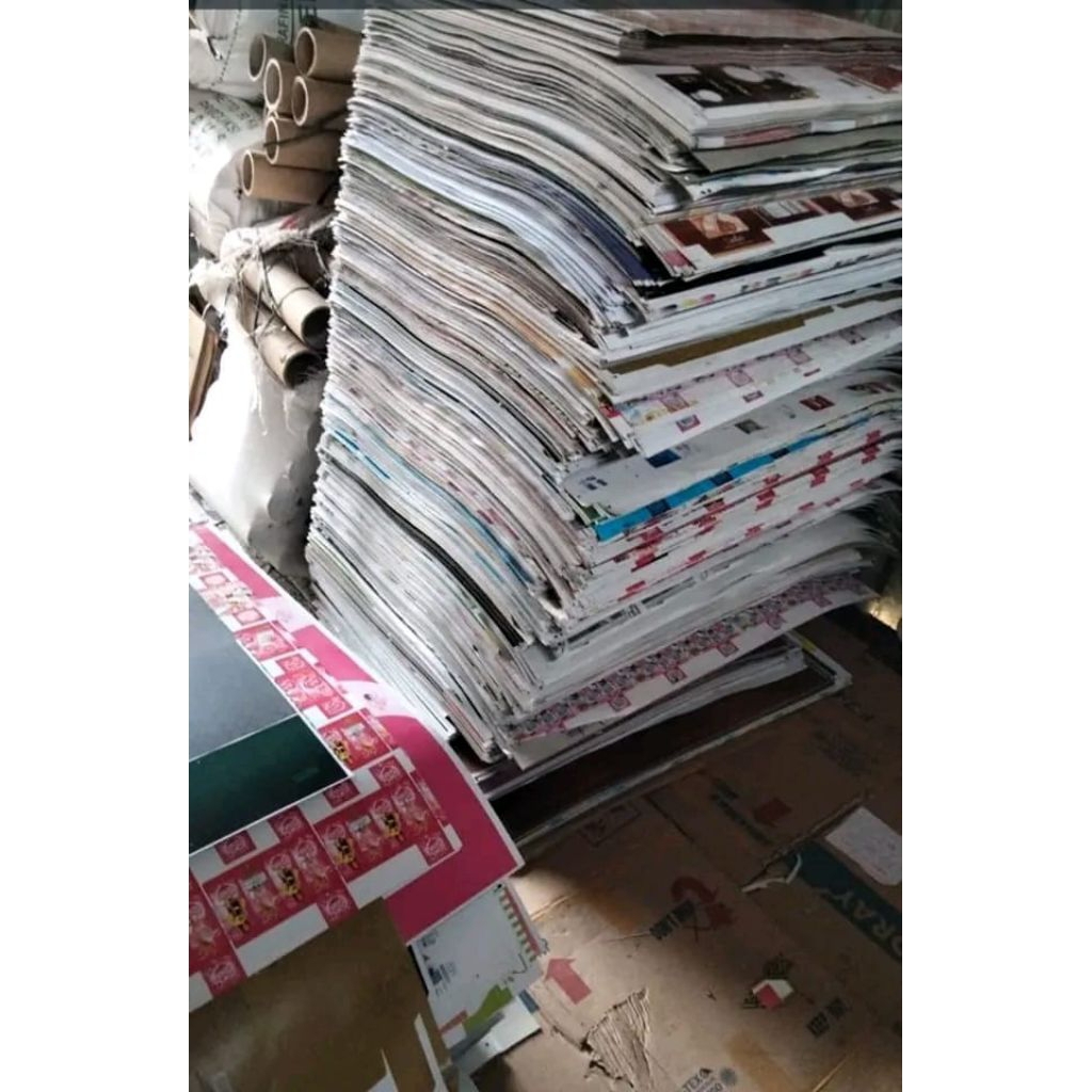 

karton duplex papan mainan ukuran109x79cm tebal bersih