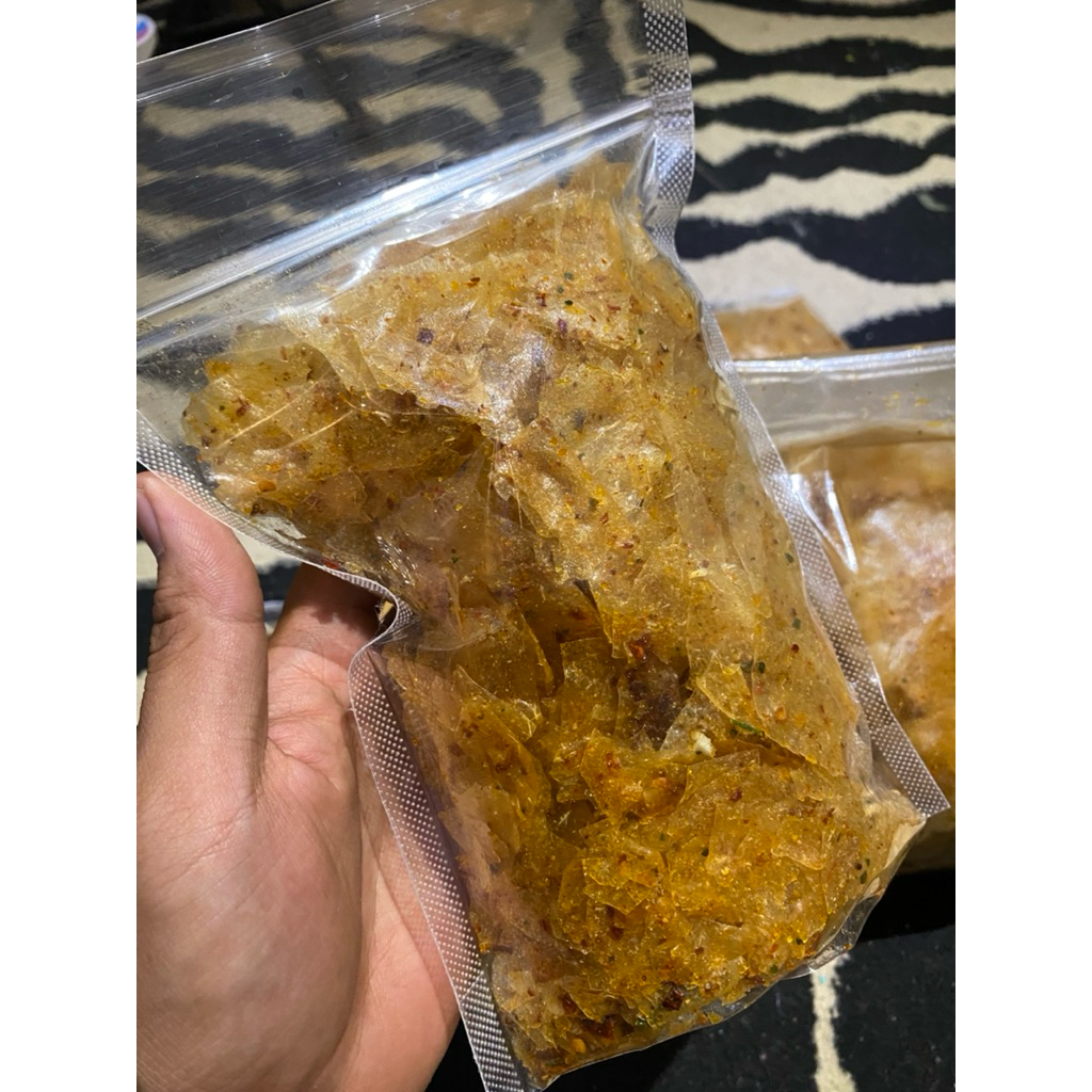 

Keripik Kaca Cabe Merah Pedas gurih 200gr