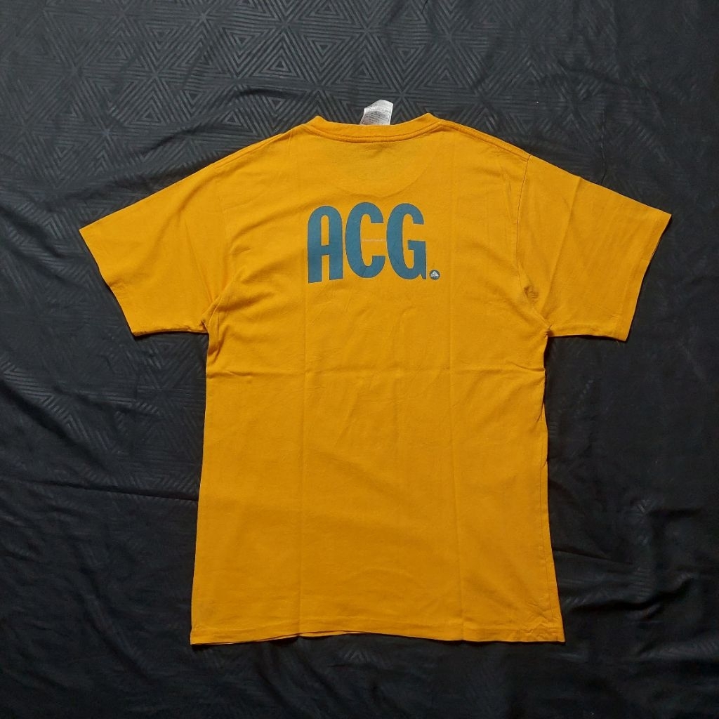 vintage nike acg tee