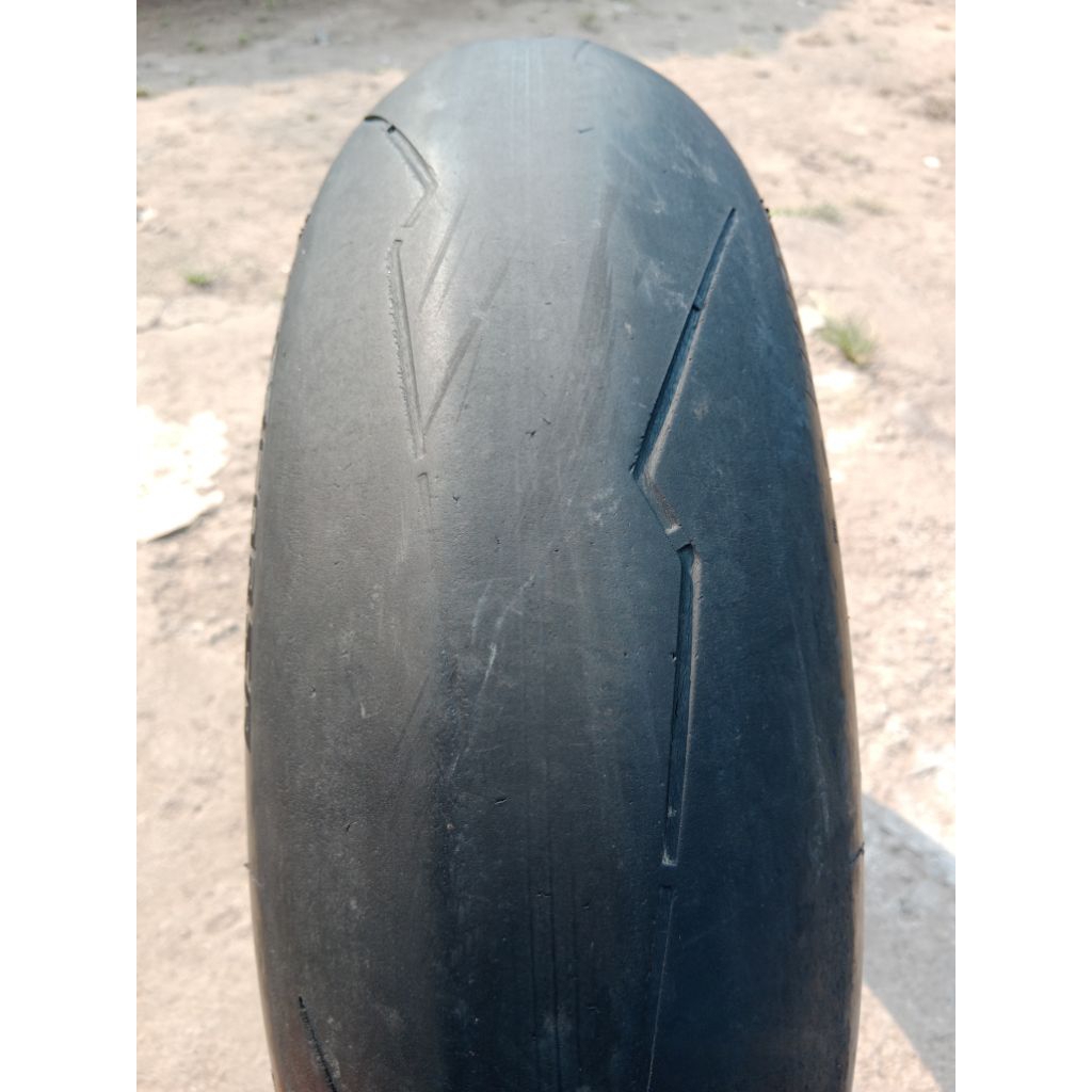 ban tubles pirelli Diablo supercorsa 160/60 ring 17