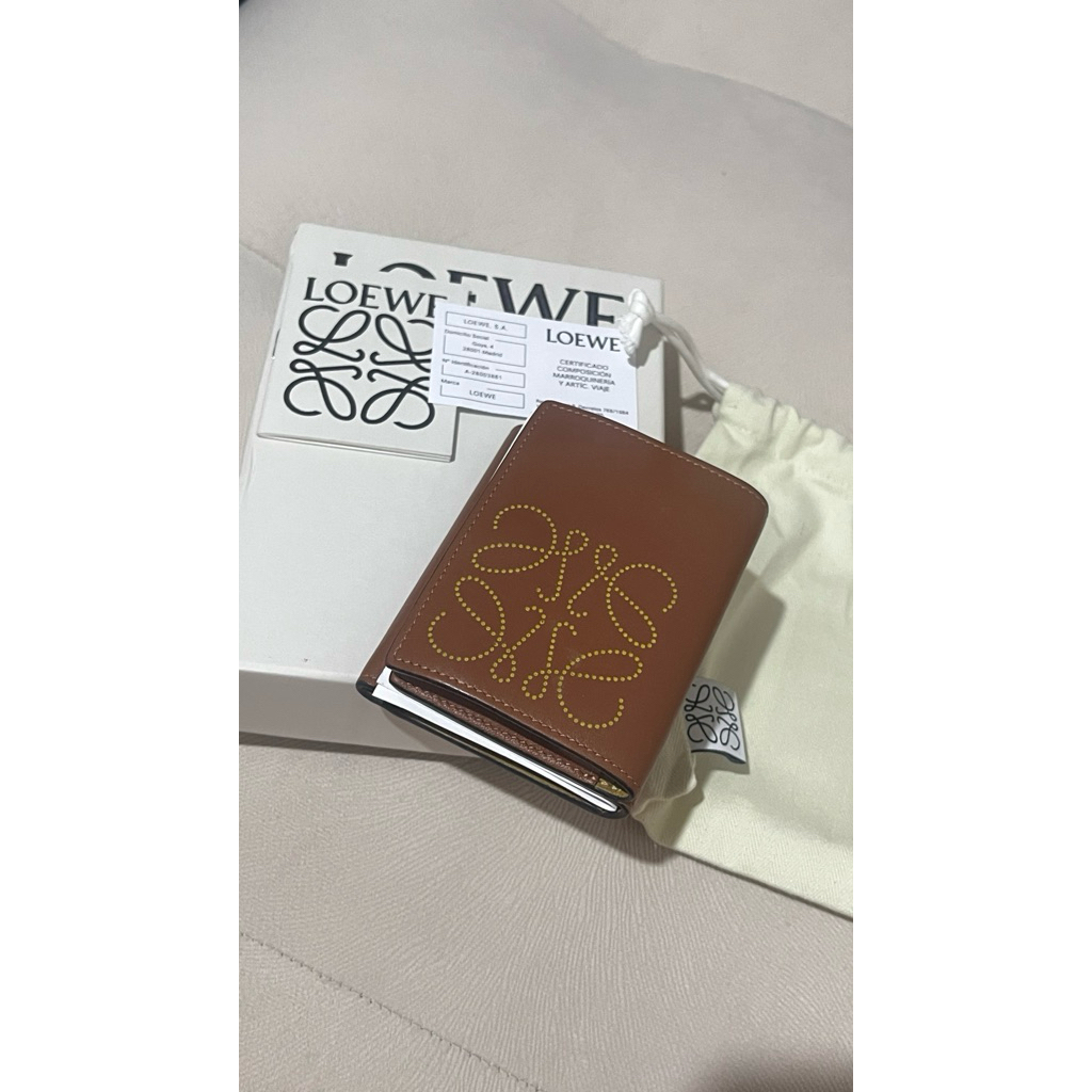 preloved LOEWE Wallet (receipt PI)