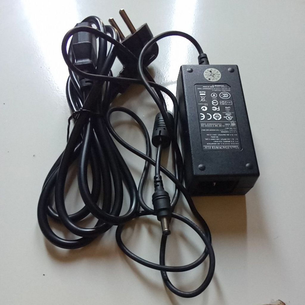 ADAPTOR 12 VOLT 3 AMPERE