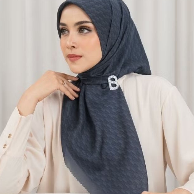 Buttonscarves Leena Monogram Navy Blazer