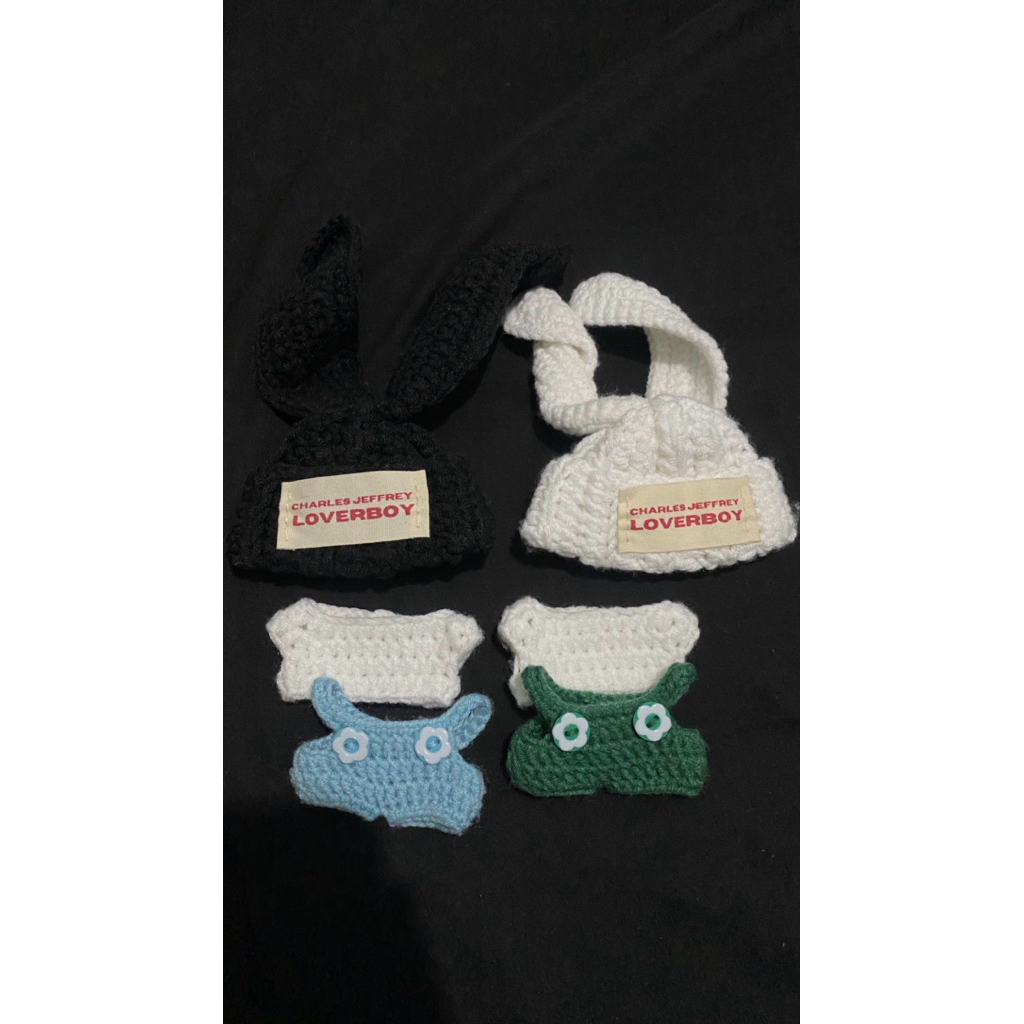 preloved outfit & aksesoris skzoo leebit dan puppym 10cm