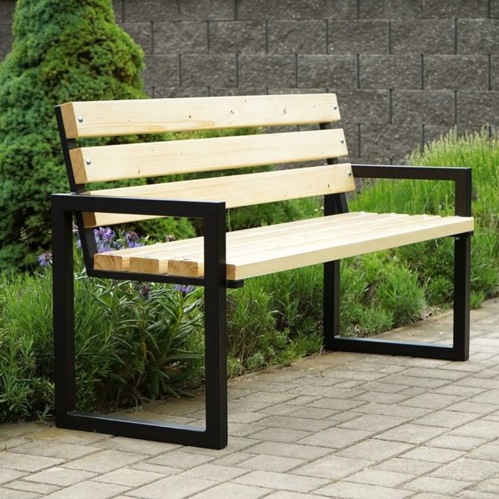 kursi teras santai depan rumah