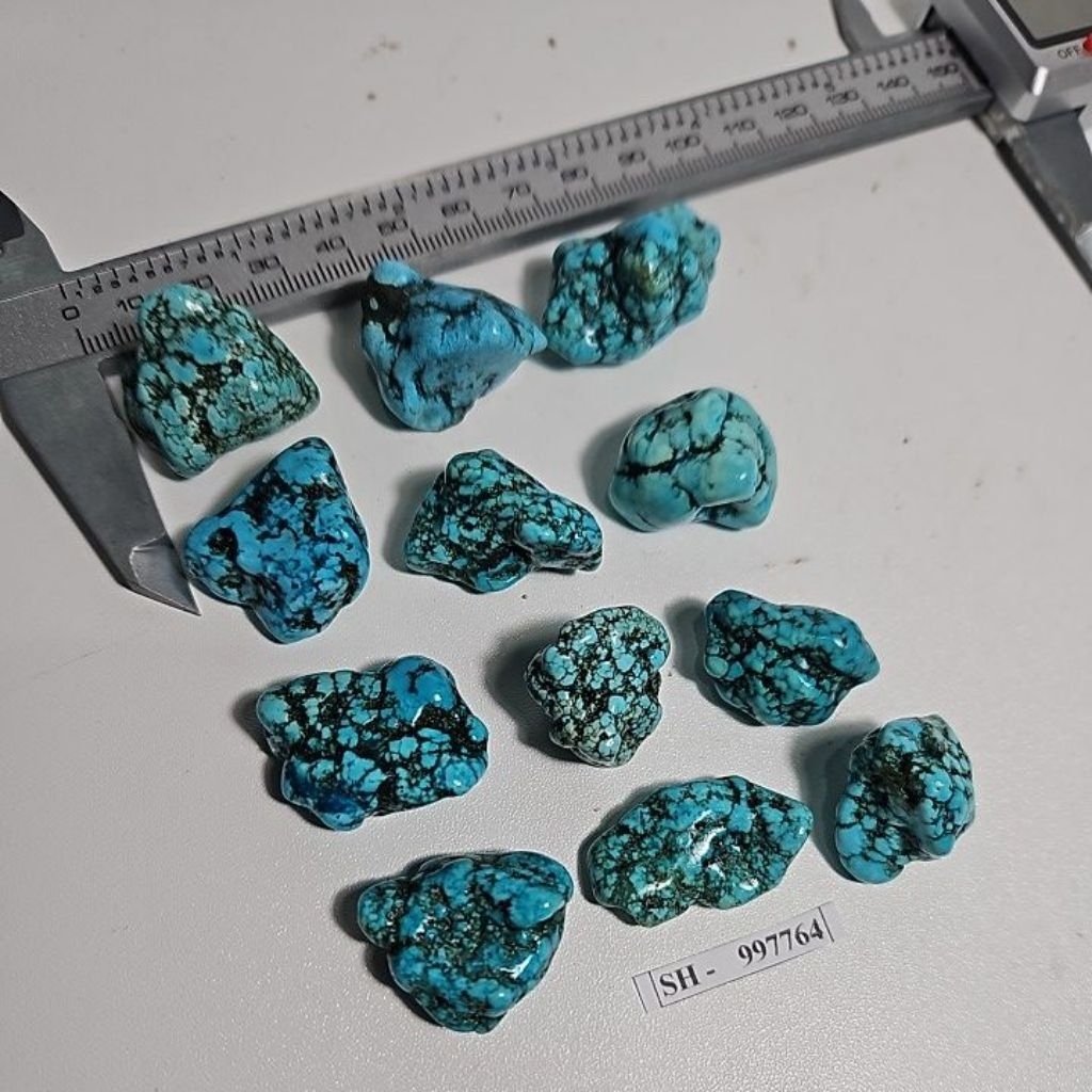 Turquoise Howlite Rough Batu Alam Asli