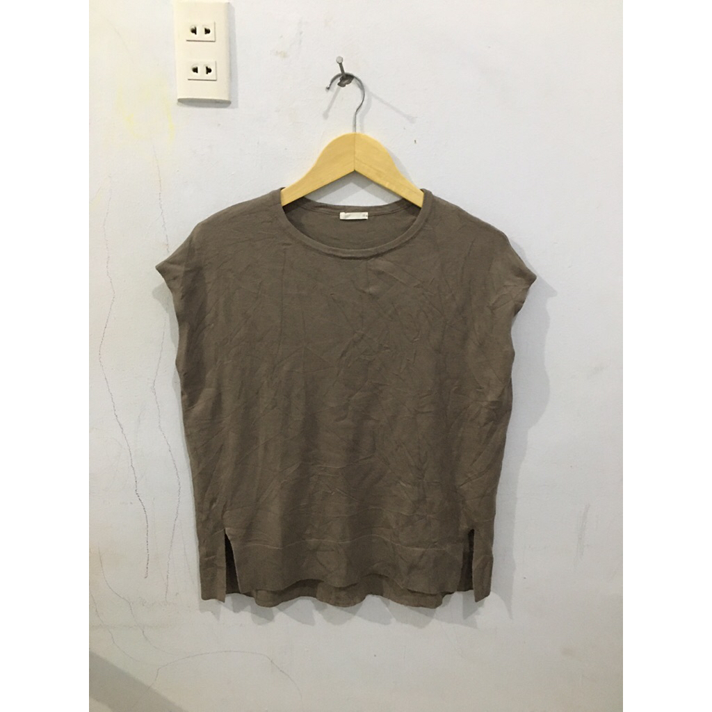 kutungan rajut oversize GU