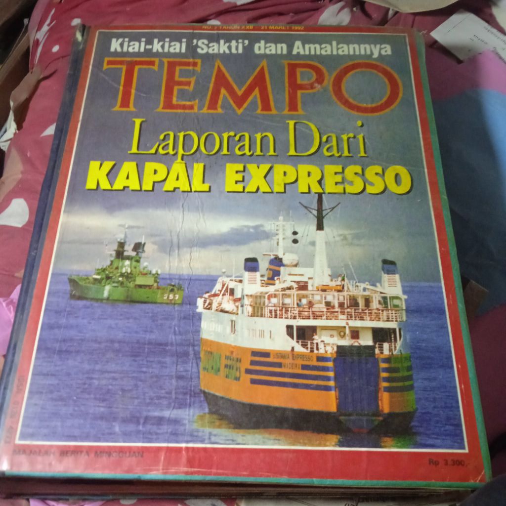 buku Bundel majalah satu Tempo, satu Matra dan 6 Femina, jadul tahun 1992