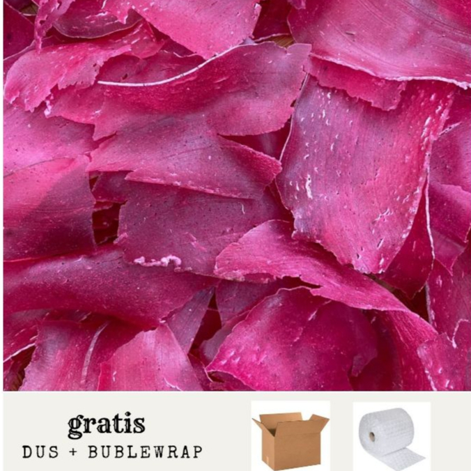 

kerupuk merah padang 1kg\500gr\250gr. snack camilan. kerupuk khas padang . keripik kiloaan murah.