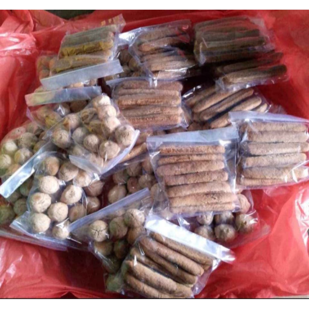 kue sagu papua/kue bagea dan serut/kue sagu/oleh oleh papua