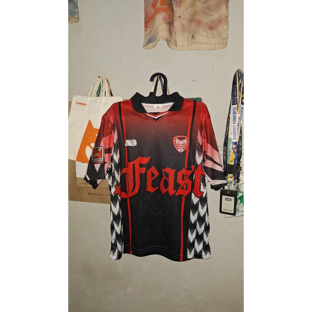 Jersey Feast red size L