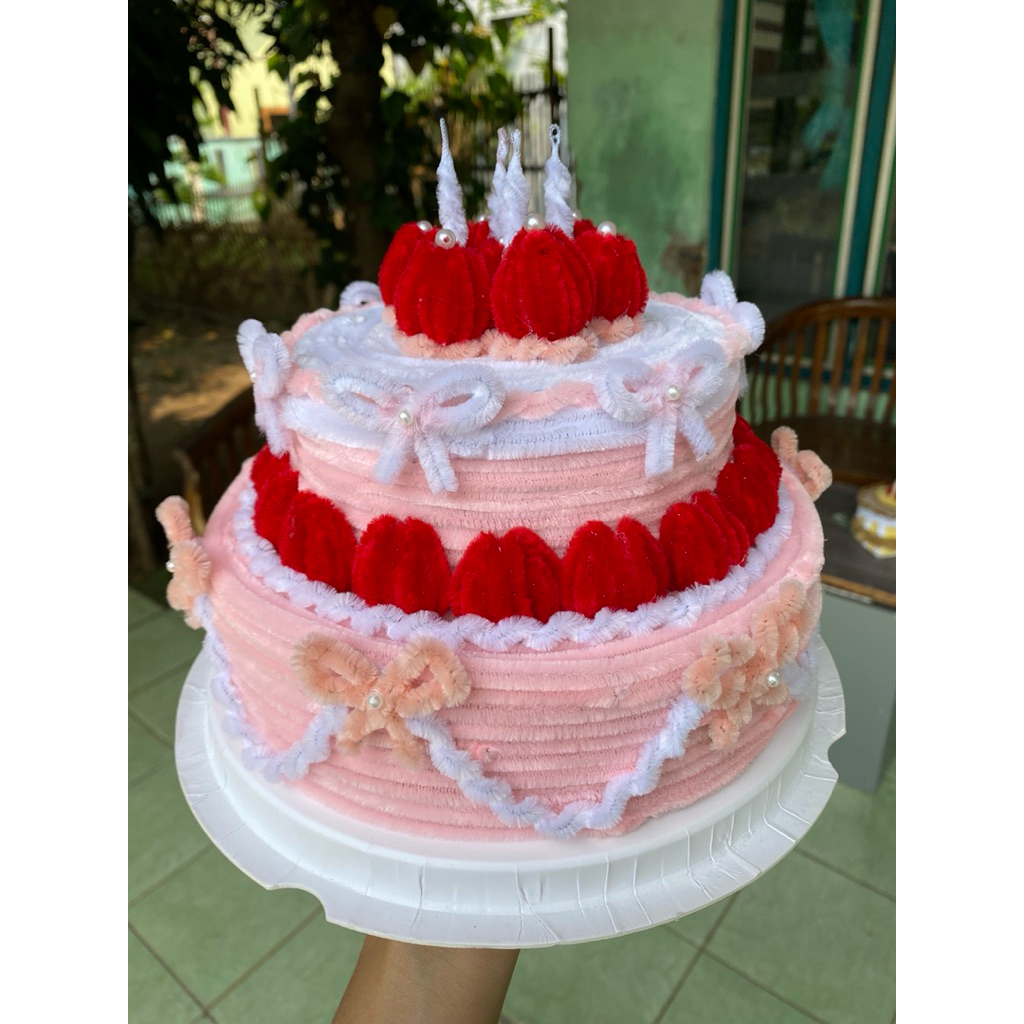 

cake kawat bulu estetik |kado ulang tahun estetik