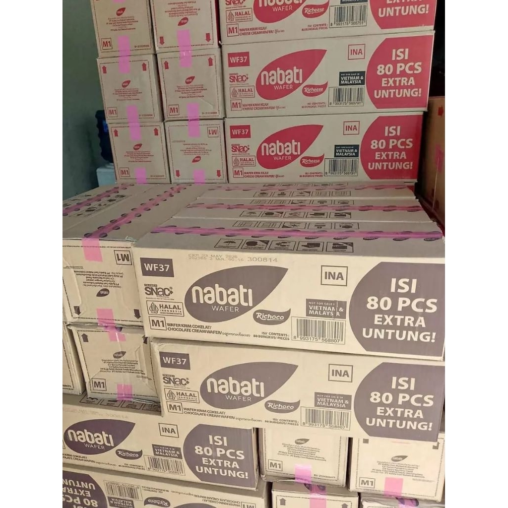 

NABATI WAFER 2000 KARTONAN