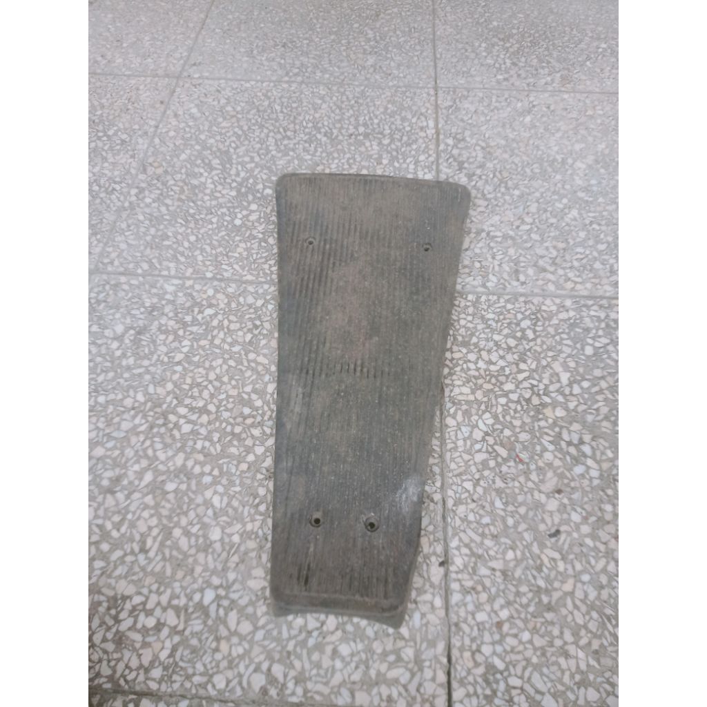 Alas Dek Tengah Vespa PX / Vespa Super