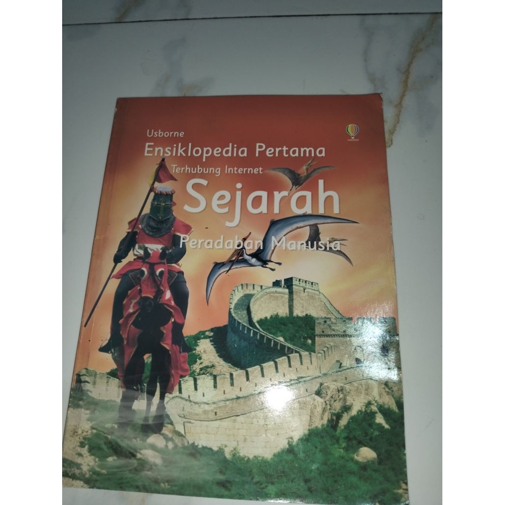 Ensiklopedia pertama