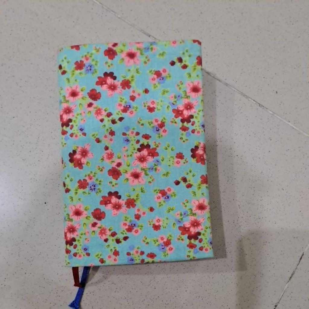 

SAMPUL BUKU KAIN KATUN BOOK COVER